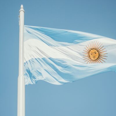 4 formas en que la pasión argentina te mete en problemas… si no tenés seguro.